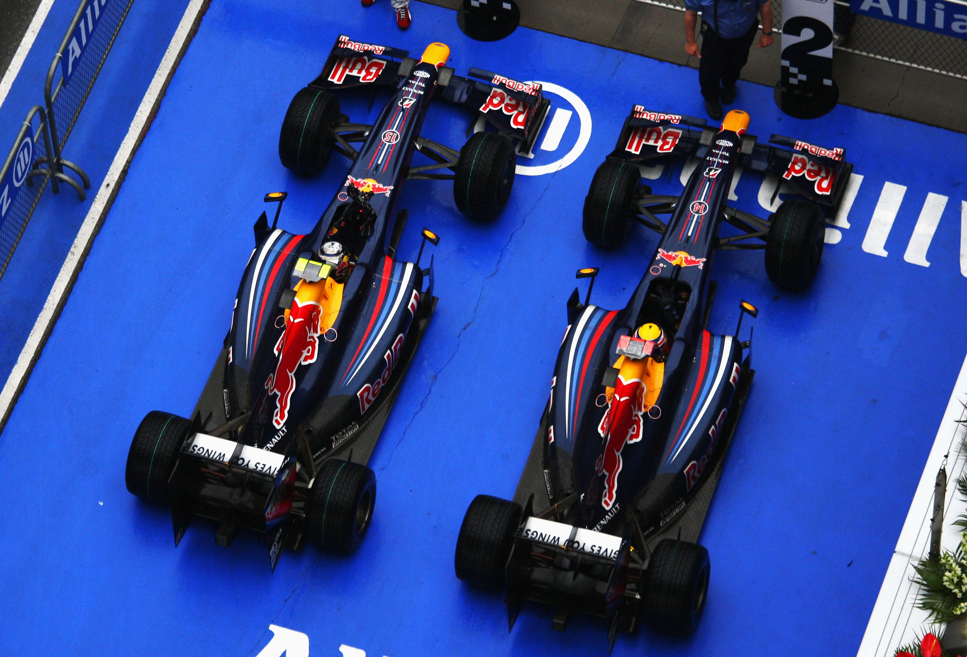 F1: Jelentős mérföldkő előtt a Red Bull 6 | Vezess F1: Jelentős mérföldkő előtt a Red Bull 6