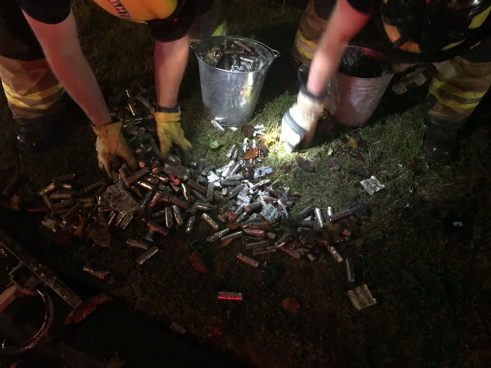 Nagyobb bonyodalmat okozott a karambolozó Tesla, mint gondolnád 2 | Vezess Nagyobb bonyodalmat okozott a karambolozó Tesla, mint gondolnád 2