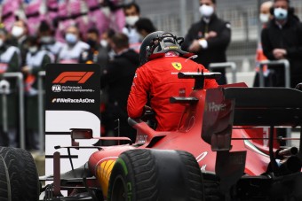 F1: A Ferrari-főnök is örül Vettel dobogójának