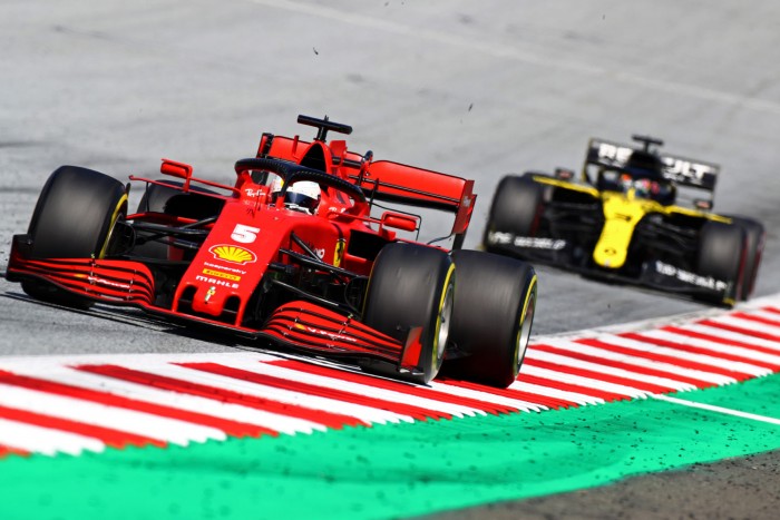 F1: Vettel trófeájára pályázik Ricciardo