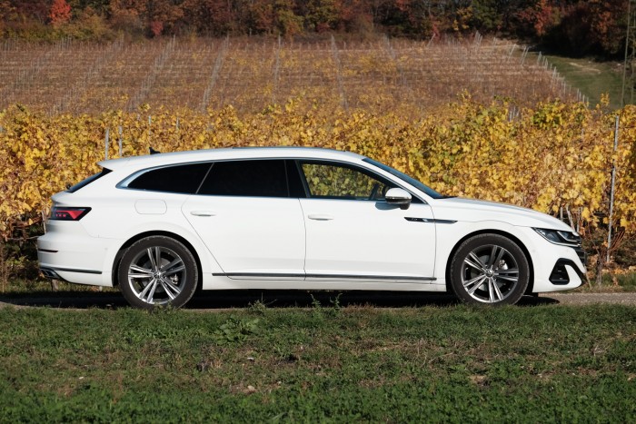 Kombit faragtak a legmenőbb Volkswagenből 54 Kombit faragtak a legmenőbb Volkswagenből 54