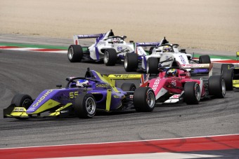 F1: Jövőre nyolc hétvégén versenyeznek a női pilóták