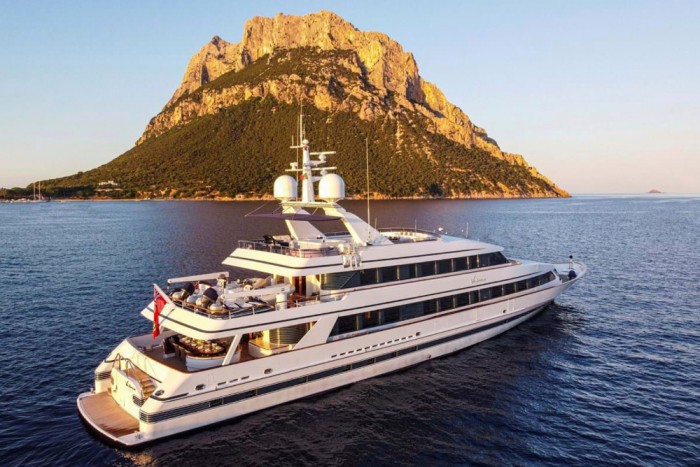 Eladó Elvis Presley óriási gyémántgyűrűje 1