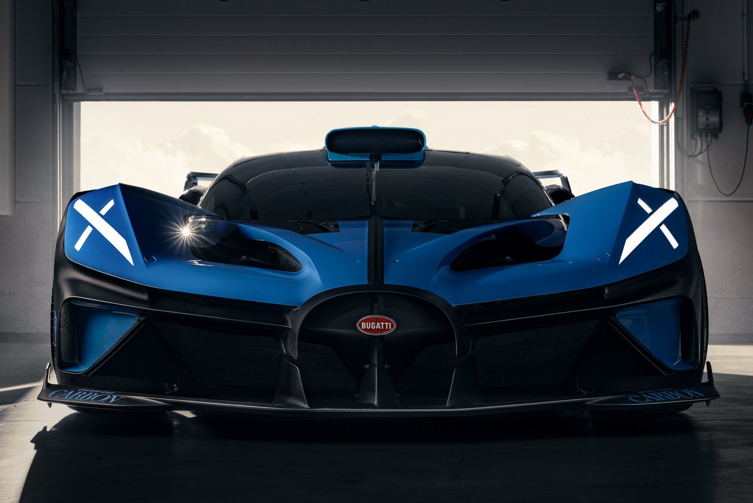 Libabőrös burkolat teszi áramvonalasabbá a Bugatti versenyautóját 23