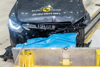 Mások kárára biztonságosak a modern autók