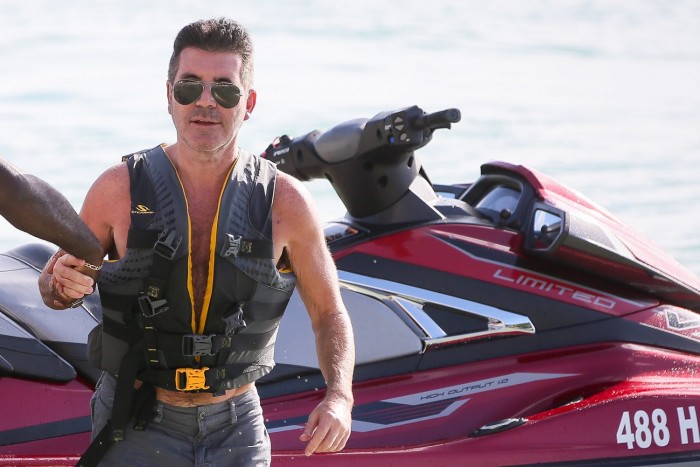 Eltörte a gerincét, nem tudta, mire ül rá