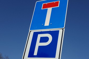 Nem kell az autósoknak az ingyenes éjszakai parkolóhely