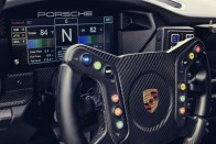 Megújult a Porsche márkakupa-versenyautója 35