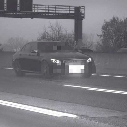 Akár börtönbe is kerülhet a 244 km/órával gyorshajtó Mercedes sofőrje 1 | Vezess Akár börtönbe is kerülhet a 244 km/órával gyorshajtó Mercedes sofőrje 1