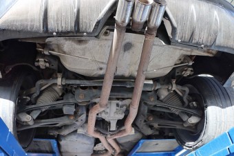 Nézni is fáj, milyen tákolva javították ezt a Porschét, a rendőrök kapcsolták le