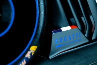 Libabőrös burkolat teszi áramvonalasabbá a Bugatti versenyautóját 32