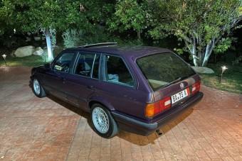 Kevés BMW E30-as készült ilyen egyedülálló színben