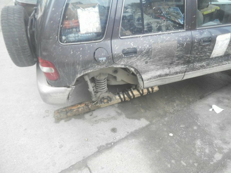 17 újabb kép a tákolás sírva röhögős poklából 15