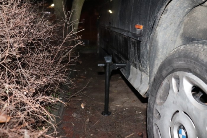 Rendőrök érték tetten a katalizátort lopó bandát