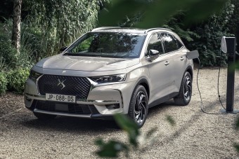 Olcsóbb plug-in hibrid opció a DS-nél