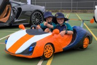 Hétévesek terveztek McLaren versenyautót 10