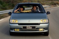 30 éves a Renault Clio 2