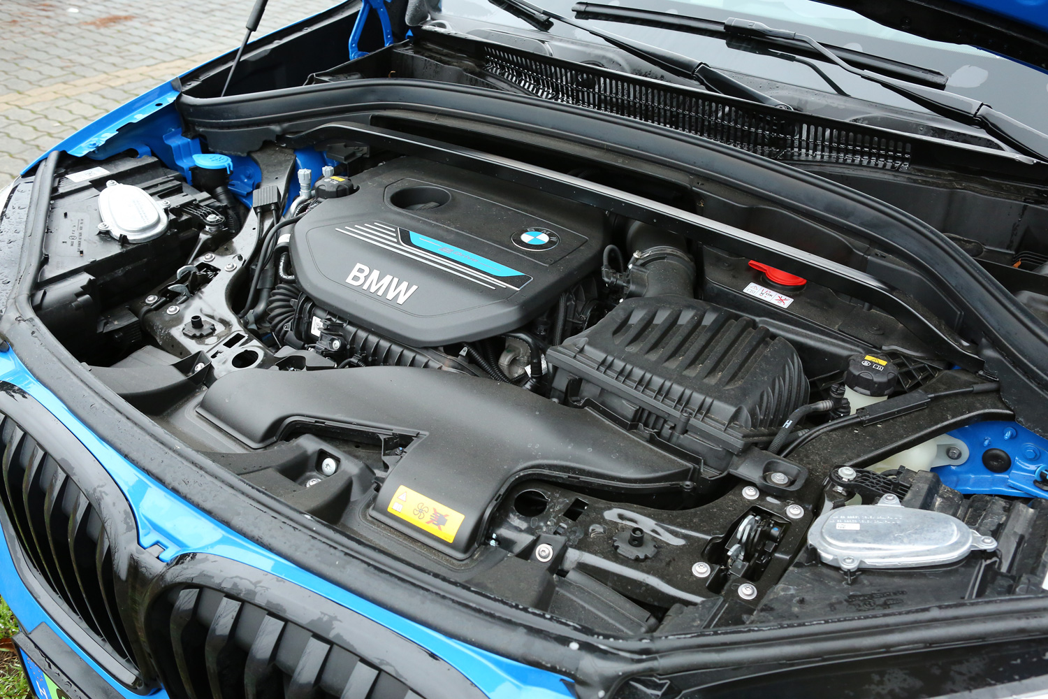 BMW-s életérzés három hengerrel, zöld rendszámmal – BMW X1 xDrive25e 47