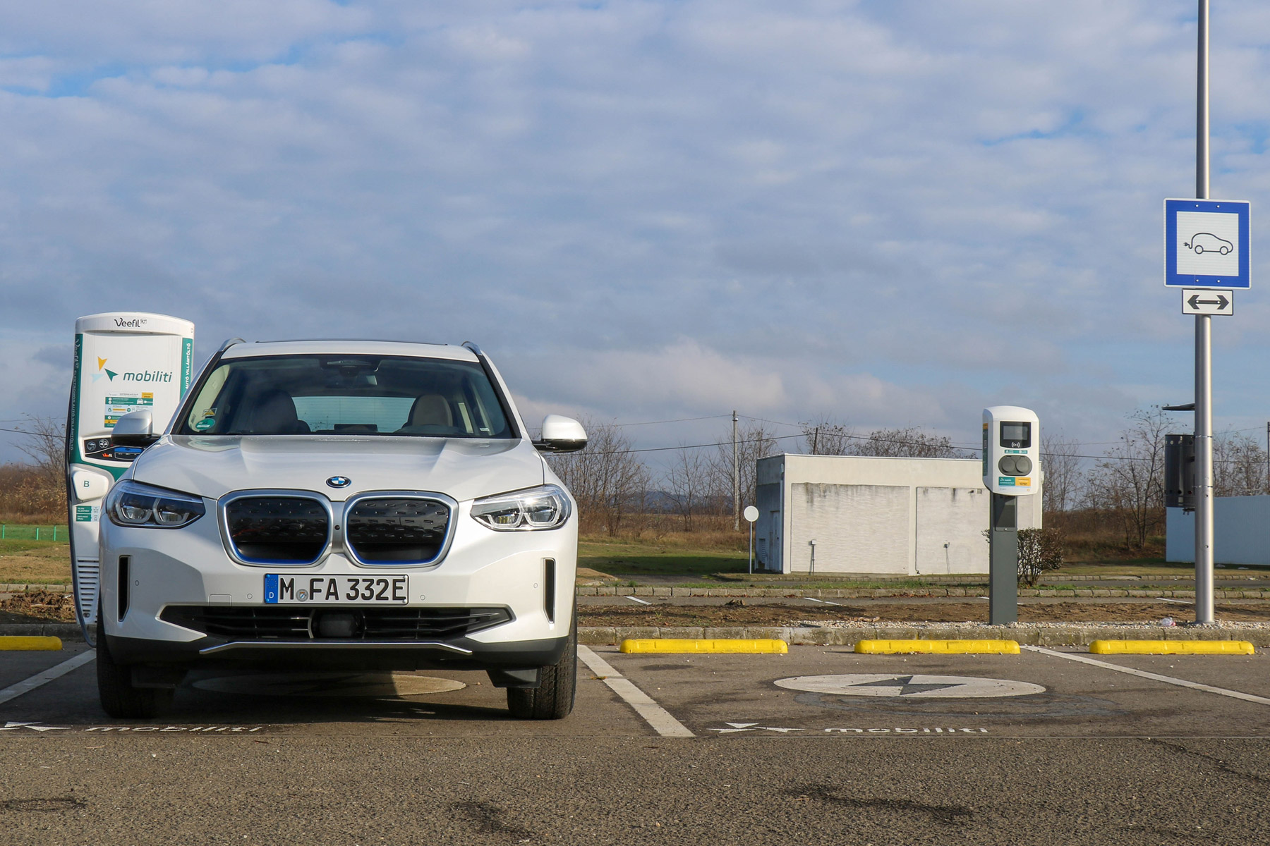 Villanyautók: a BMW téved vagy mindenki más? 6