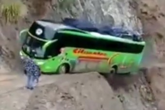 Jól szórakozott a buszsofőr a halálközeli élményen