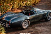 Carroll Shelby Cobrájáért ölhetnek az árverésen 11