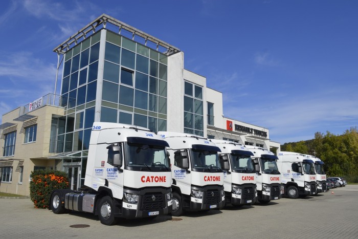 Dizájnos lámpával hódítanak a T-modellek