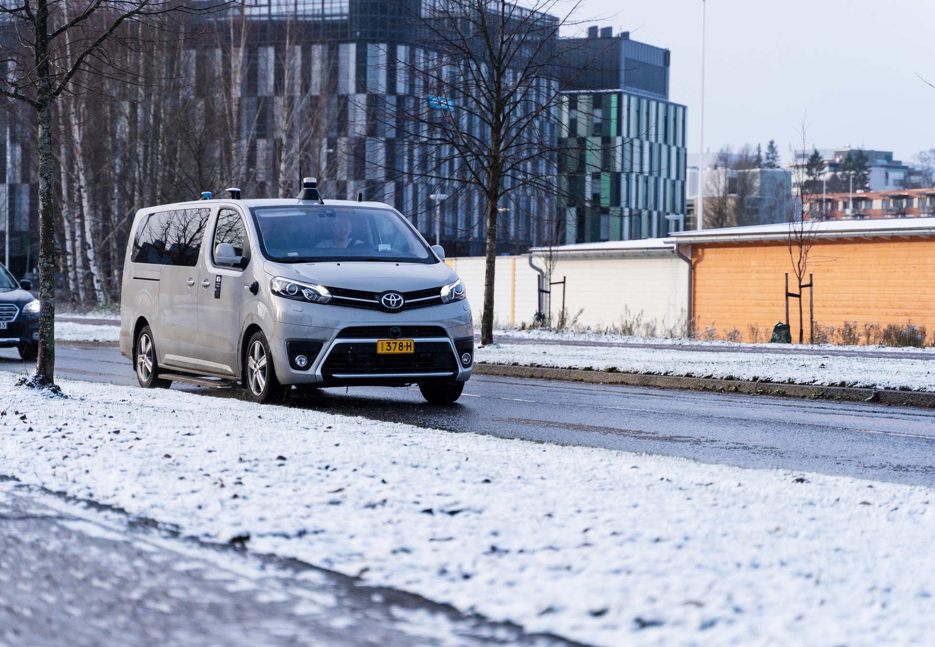 Önjáró kisbuszok szállítják az utasokat a norvég fővárosban 2