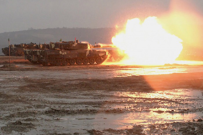 Páncélosok lövései dördültek Szomódon