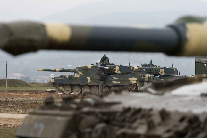 Páncélosok lövései dördültek Szomódon 2