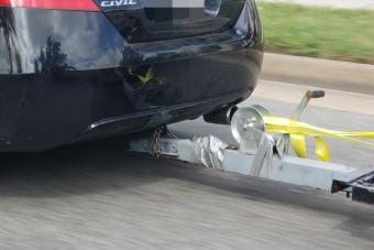 Ezek az autósok tudnak közveszélyesen élni, csúcsra járatták a tákolva vontatást