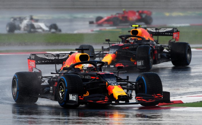 F1: Verstappen csúnyán elpáholta csapattársát 4 F1: Verstappen csúnyán elpáholta csapattársát 4