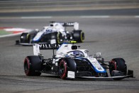 F1: Verstappen csúnyán elpáholta csapattársát 33 F1: Verstappen csúnyán elpáholta csapattársát 33