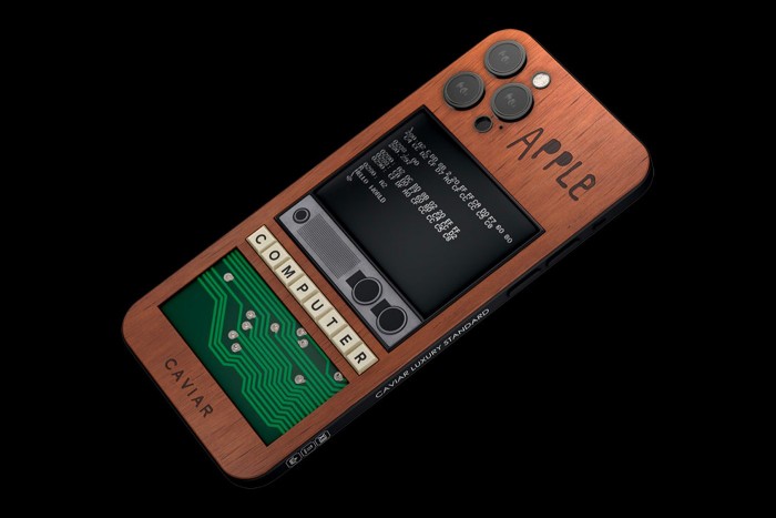 Különleges díszítése miatt ér 3 milliót ez az iPhone 3