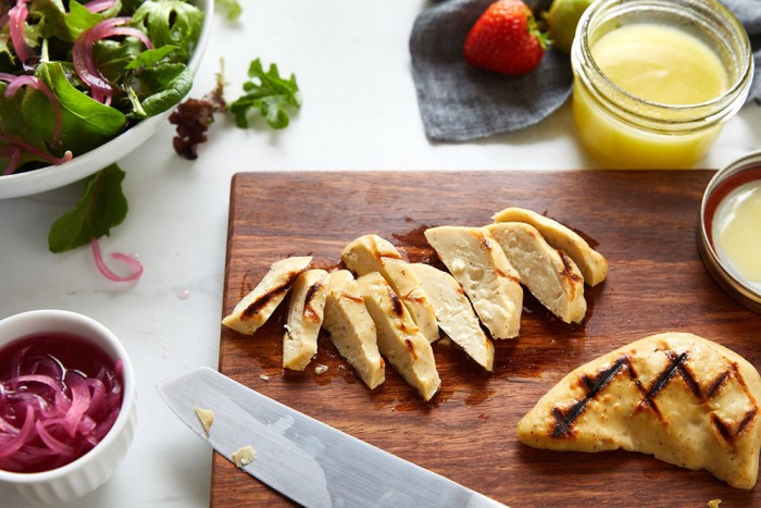 Engedélyezték a mesterséges csirkehús eladását