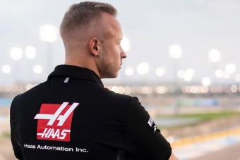 Csúnya fordulat az F1-es melltaperolós botrányban
