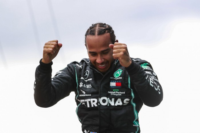 Hamilton: Bottasnak nincs szüksége védelemre 3 | Vezess Hamilton: Bottasnak nincs szüksége védelemre 3