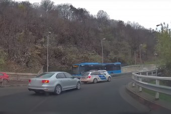 Kemény szabálytalanságokat követett el egy rendőr Budán