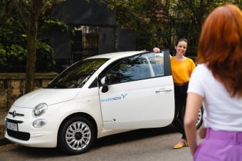 Fiat 500-asokkal bővít egy budapesti autómegosztó