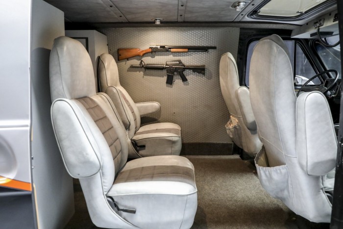 Eladó a furgon, ami naggyá tette a Szupercsapatot 8