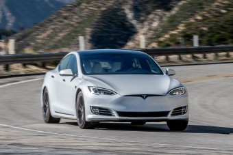 Sokakat felidegesíthet a Tesla karácsonyi újítása