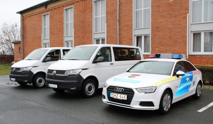 Új autókat kaptak a magyar rendőrök 1