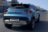 Négy méter alatti szabadidőjárművel erősít a Renault 28