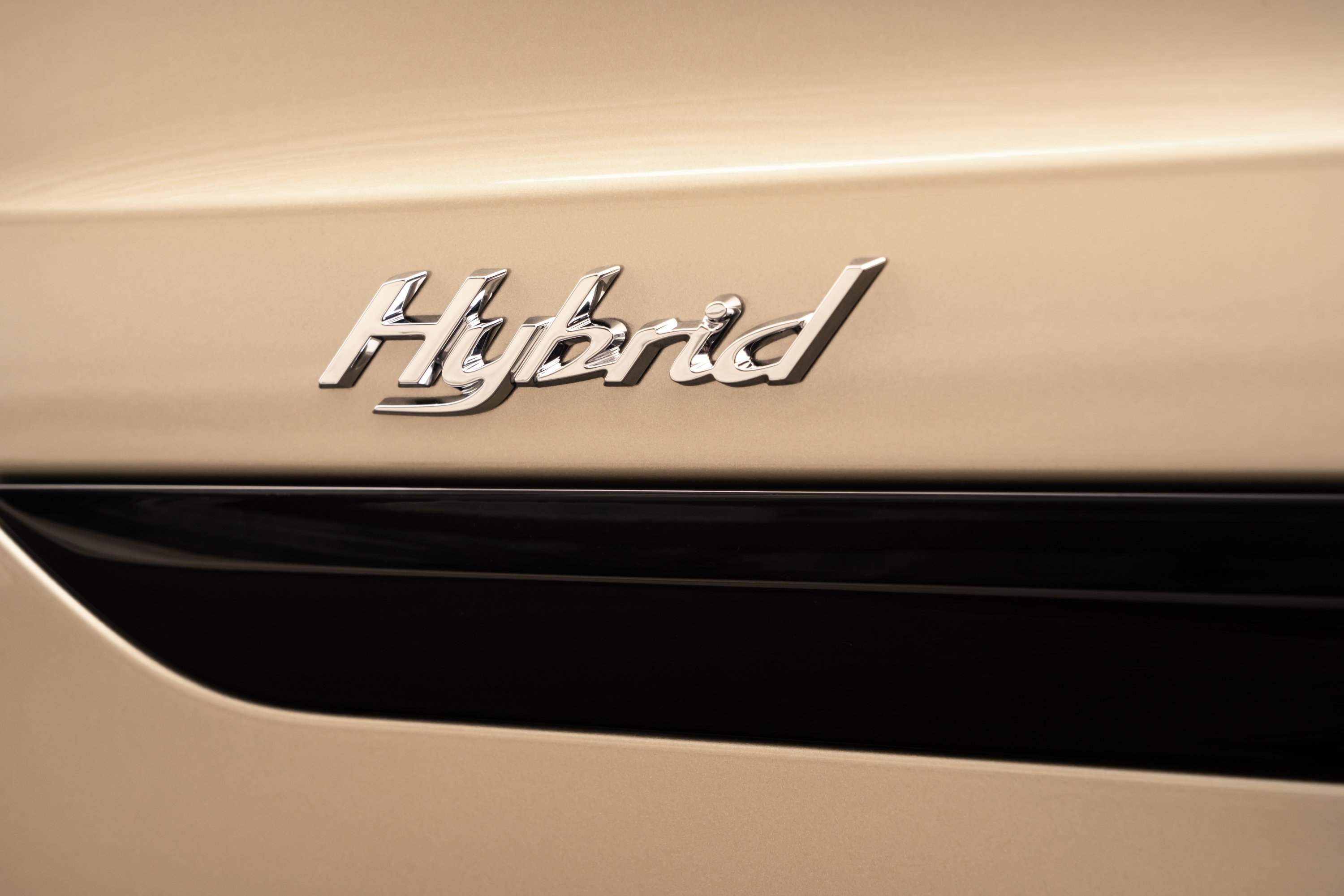 Megújult a Bentley Bentayga Hybrid 7