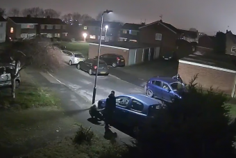 Videó mutatja, miért könnyű meló a tolvajoknak katalizátort lopni