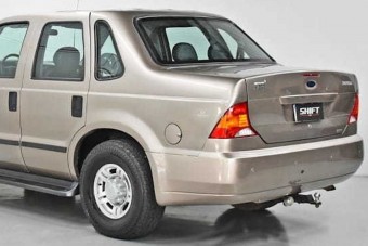 Hogy megnőtt, megcsúnyult ez a Ford Focus szedán!