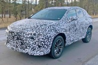 Célegyenesben a Lexus első plug-in hibridje 10