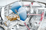 135 ezer autót hív vissza a Tesla 1 135 ezer autót hív vissza a Tesla 1