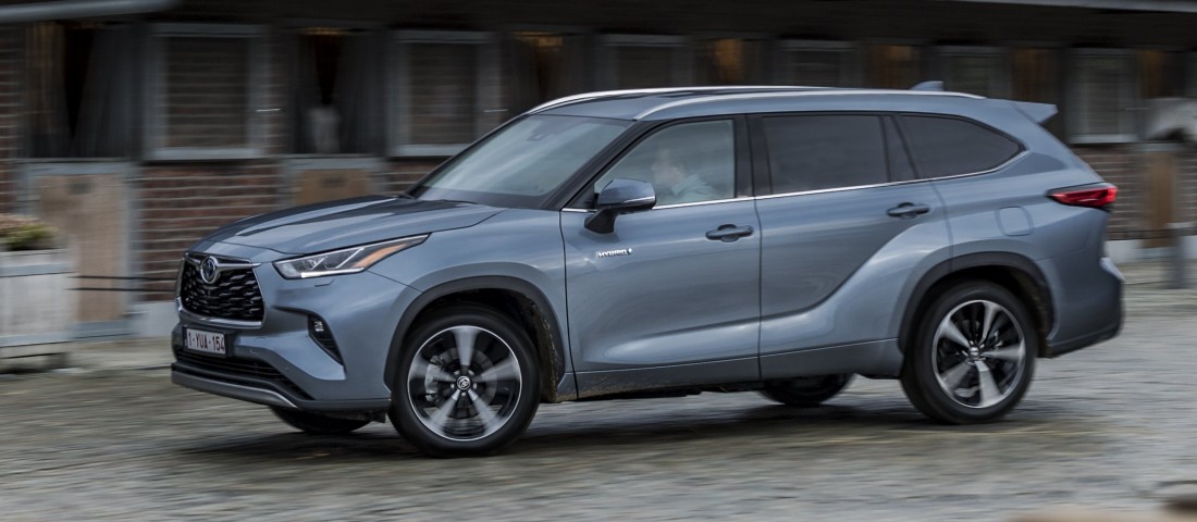 Divatos hibrid jött nagycsaládosoknak