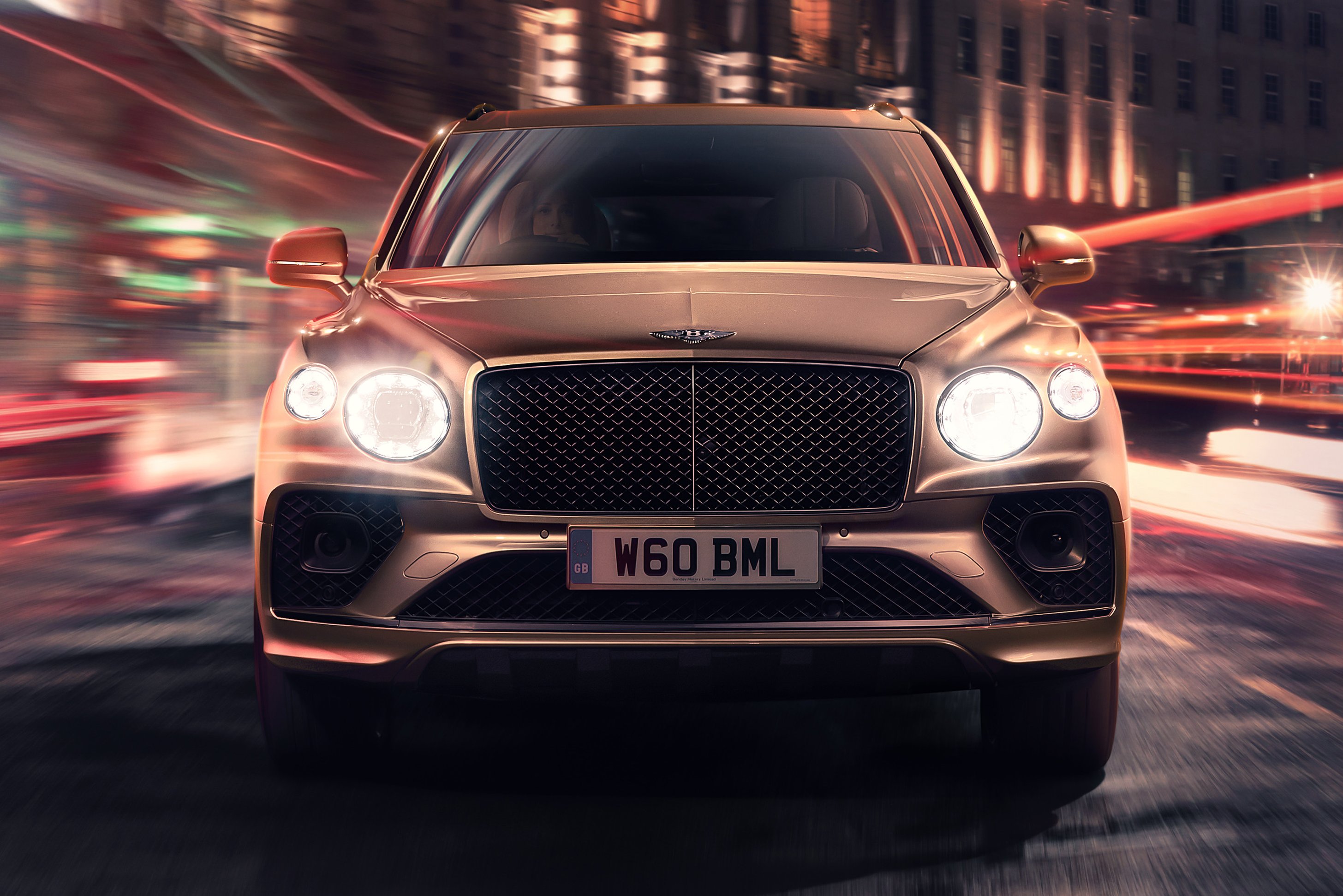 Megújult a Bentley Bentayga Hybrid 11