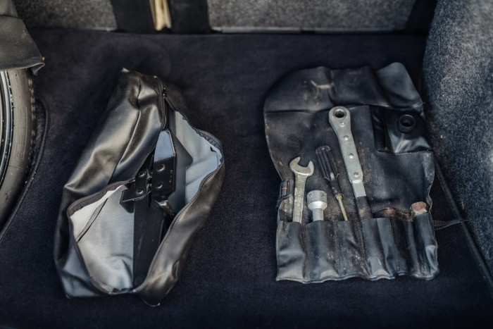 Megdobban a szív a legendás Lancia látványától 7